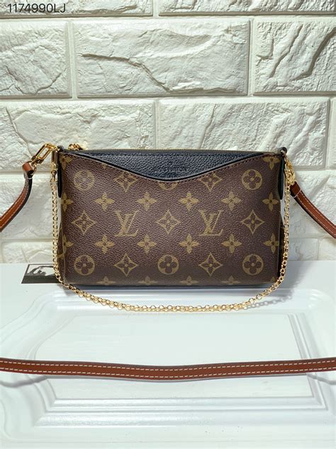 louis vuitton small crossbody bag with chain|clear louis vuitton crossbody bag.